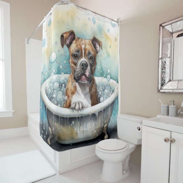 Rideaux De Douche Staffordshire Bull Terrier Dans La Baignoire Aquar (En situation)