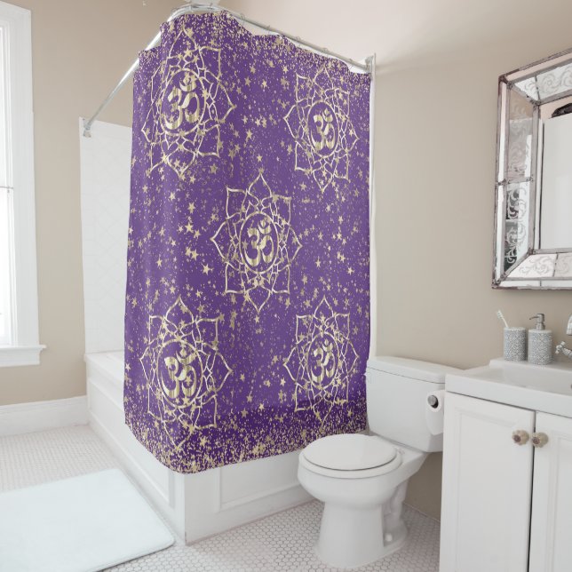 Rideaux De Douche Stars de la Glittery Om Mandala sur Purple (En situation)