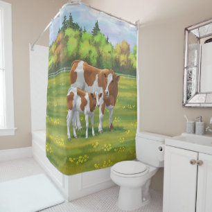 Rideaux De Douche Vache de Guernesey et veau mignon dans les pâturag