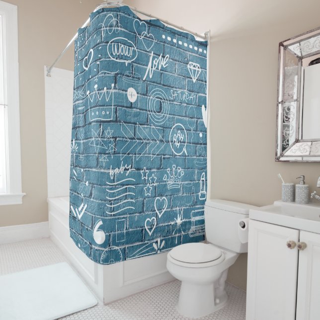 Rideaux De Douche White graffiti on blue wall wall art (En situation)