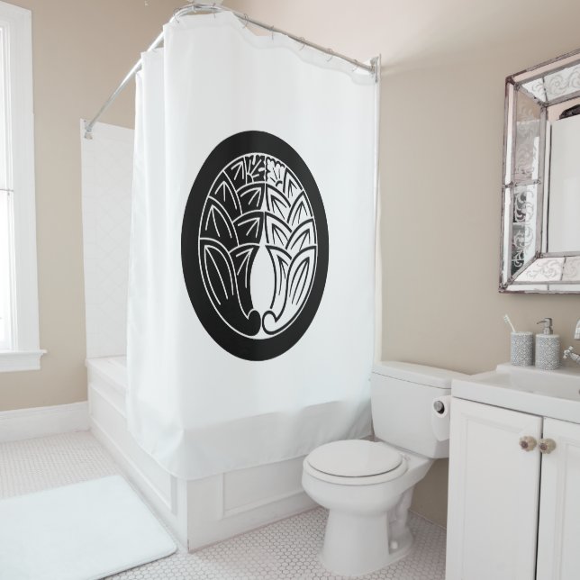 Rideaux De Douche Yin et yang Embrasser les géants japonais en cercl (En situation)