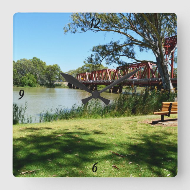 River Murray, Australie, Le Pont, Horloge murale (Recto)