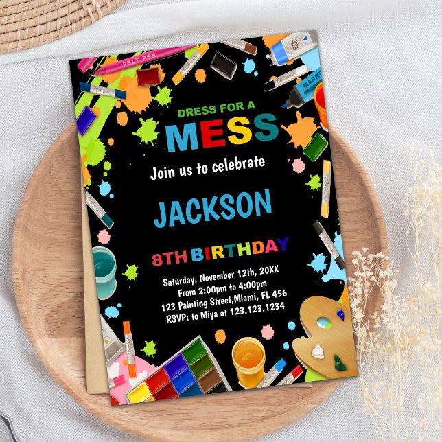 Robe Noire Pour Les Invitations De Peinture De Mes (Black Dress For Mess Paint Invitations)