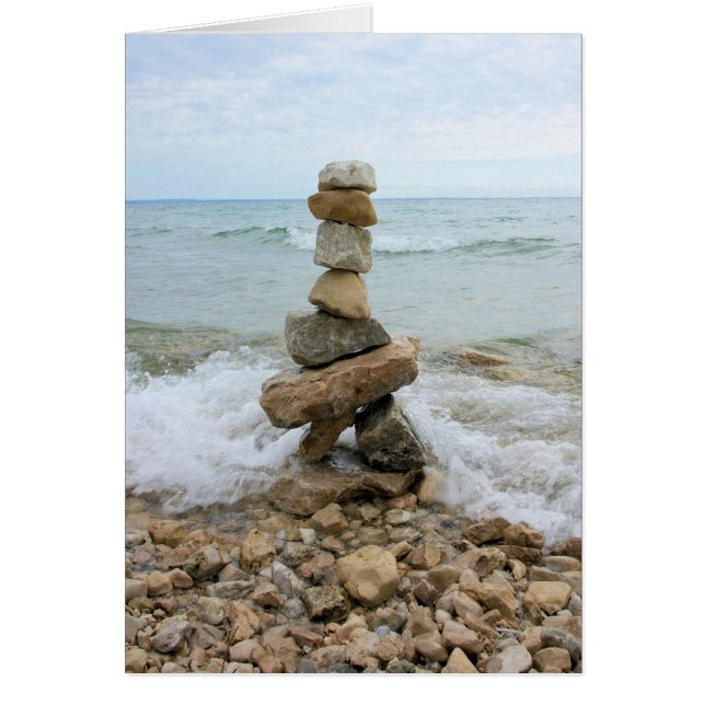 Rock Cairn - Mackinac Island Monument (Devant)