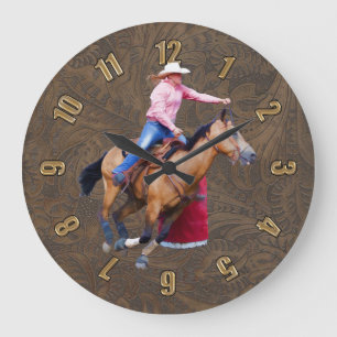 Rodeo Cowgirl Barrel-Racing Faux Horloge En Cuir