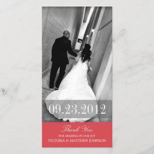 ROMANCE DANS LE CARTE DE REMERCIEMENTS L'ÉPOUSANT