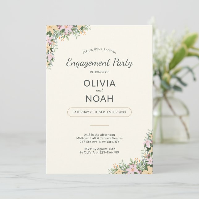 Romantic Floral Engagement Party Invitation (Debout devant)