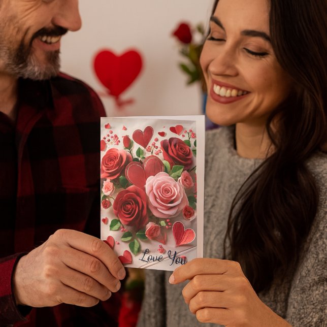 Romantique Saint-Valentin Carte de vacances Red Ro (Bold roses, heartfelt message this “Love You” card makes Valentine’s Day unforgettable.)