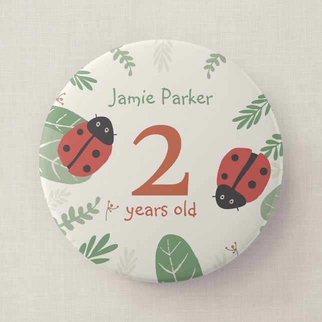 Rond 10 Cm Badge d'anniversaire coccinelle avec nom et âge pe (Ladybird Meadow - 4" Big Birthday Button Badge)