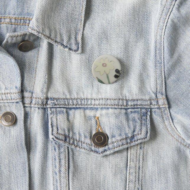 ROND 2,50 CM BADGE BOUTON ART ET DESIGN (En situation)