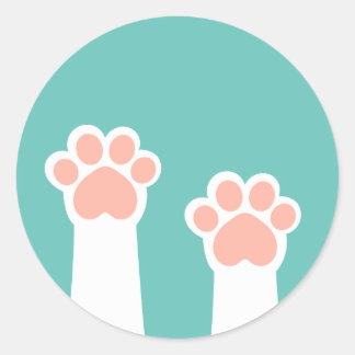 Rond Cute chats blancs pattes vers le haut Sticker