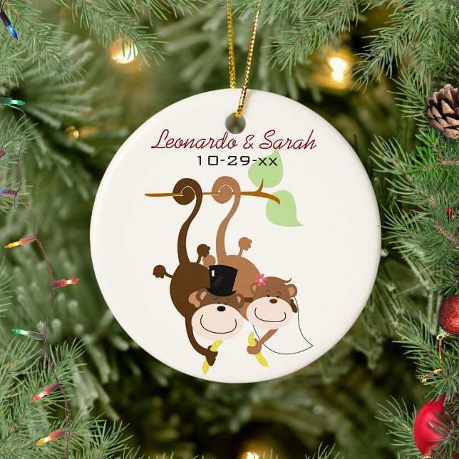 Rond En Céramique Monkey Couple Cercle Ornement Personnalisé (Cute Monkey Couple Wedding Anniversary Ornament)