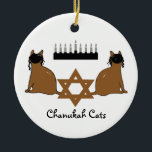Rond En Céramique Ornement de chats de Chanukah<br><div class="desc">PRLimages est une division des peintures par Rachel Lowry.</div>