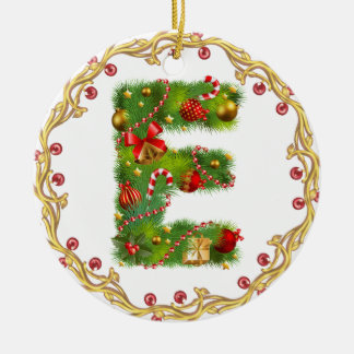 Rond En Céramique ornement décoré d'un monogramme initial de Noël
