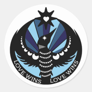 Rond Minnesota Loon Resistance Design Love Wins Sticker