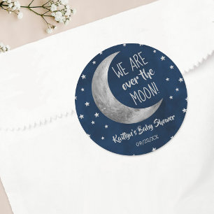 Rond Over the Moon   Baby shower Classic Round Sticker