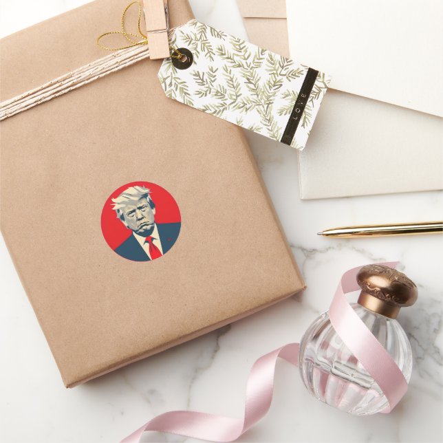 Rond Sticker Donald Trump MAGA Red & Navy (Cadeaux)