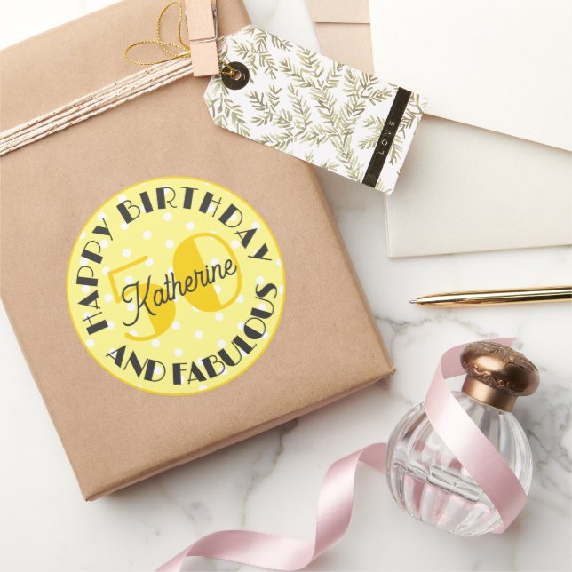 Rond Sticker Jaune 50 et Fabuleux (Cadeaux)