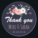 Rond Sweet Rustic Spring Floral Wedding Favor Sticker<br><div class="desc">Design vintage et rustique. Avec bouquet de fleurs de printemps doux et romantique. La couleur Arrière - plan peut être customisée à la couleur désirée. Parfait pour les mariages,  la douche nuptiale,  fête d'anniversaire etc.</div>