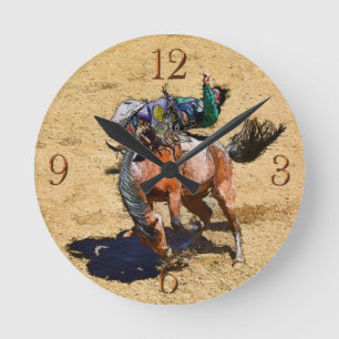 Ronde Horloge de bareback Bronco et Rodeo Cowboy