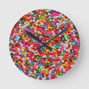 Ronde Horloge de surcharge de couleur de sucrerie