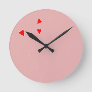 Ronde Horloge des Coeurs rouges