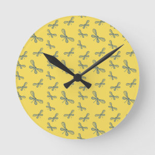 Ronde Horloge des libellules jaunes