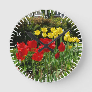 Ronde Horloge des Tulipes rouges et jaunes