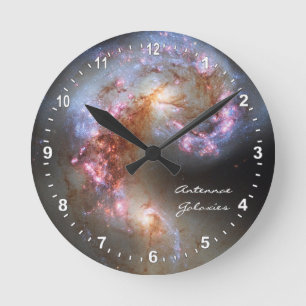 Ronde Horloge Galaxies & Antennes d'Astronomie, Hubble