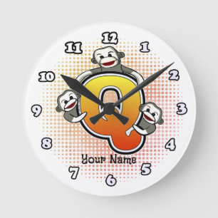 Ronde Horloge Singe Chaussette Monogramme Q