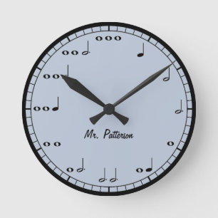 Ronde Notes musicales personnalisées bleues Horloge ron