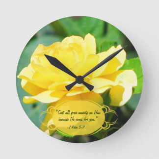 Ronde Tea Rose & Verset Bible Horloge Personnalisée