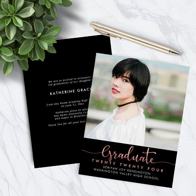 ROSE BUDGET Pétrole d'or Pellicule de graduation P (BUDGET Rose Gold Foil Script Graduation Photo Announcement Card)