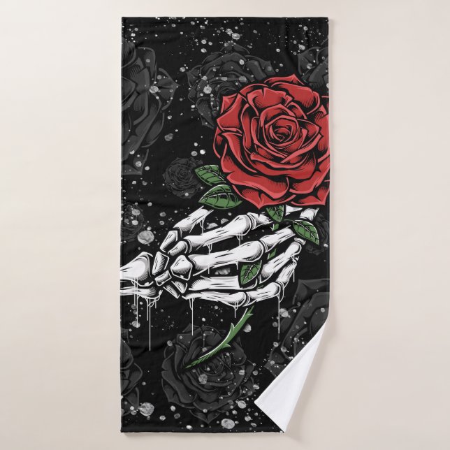 Rose de squelette offrant un glamour gothique noir (Serviette de bain)