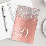 Rose Gold brossé Parties scintillant métallique No<br><div class="desc">Personnalisez facilement ce design de planneur chic et branché avec une jolie parties scintillant brillante en argent sur un arrière - plan métallique brossé en or rose.</div>