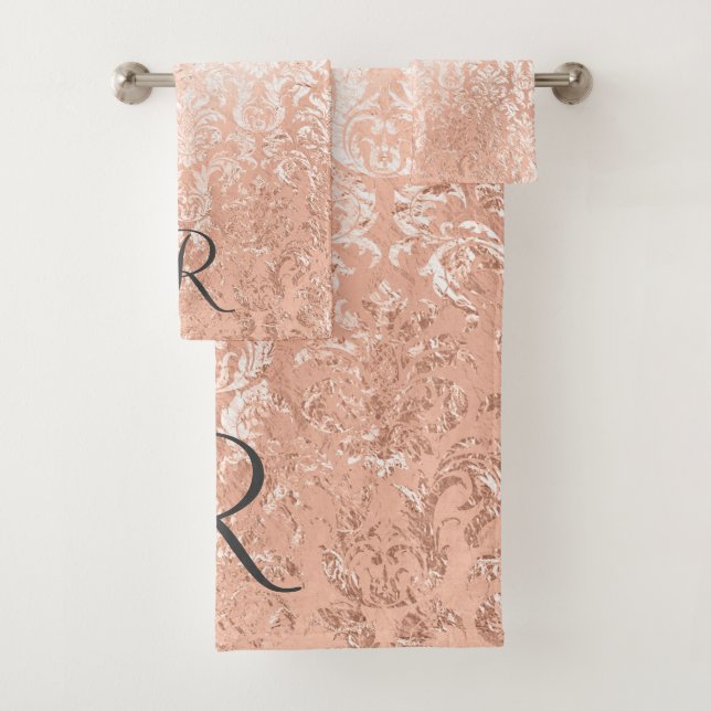 Rose Gold Damassé Monogrammé  (En situation)