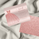 Rose Gold Glam Sweet 16 Modern Script Invitation<br><div class="desc">Une jolie invitation douce,  moderne et chic de 16 ans avec robe en or rose et éclaboussures de parties scintillant contre arrière - plan rose sombre et blush. Ajoutez facilement les détails de l'anniversaire en cliquant sur le bouton "Personnaliser"</div>