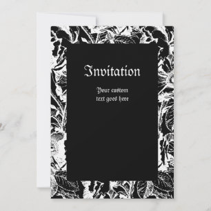 Rose gothique blanc sur une grande invitation noir