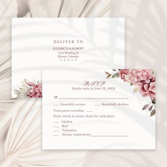 Rose moderne Dusty Hydrangea Wedding Carte RSVP (Modern Dusty Rose Hydrangea Wedding RSVP Card on a sunny neutral dry palm leaf.)