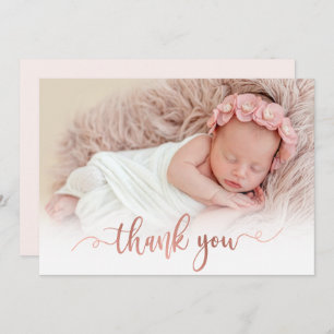 Rose moderne Gold Script Baby Photo Carte de remer