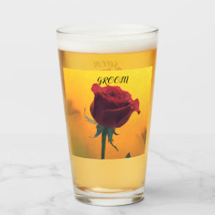 Rose rouge avec verre Mariage jaune