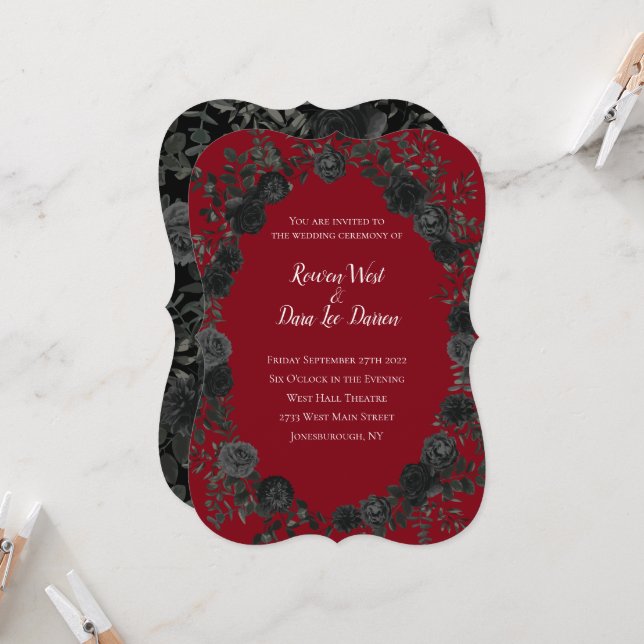 Rose rouge et noir Invitations de mariage gothique (Devant/Arrière en situation)