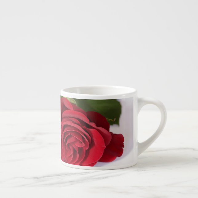 Rose rouge Gros plan Minimalisme Café Coupe Mug (Droite)