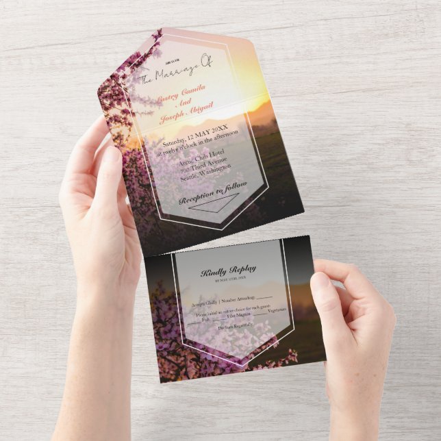 Rose Royale Tout en une invitation (Déchirure)