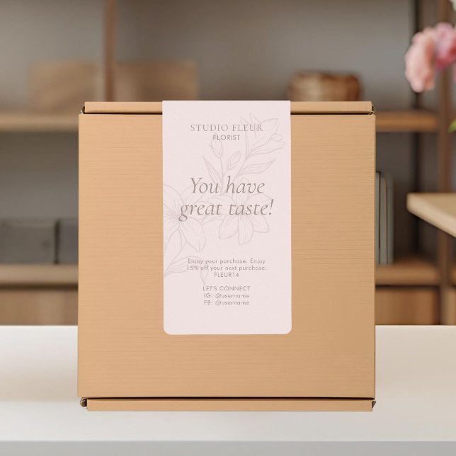 Rose | Simple moderne fleuriste Étiquettes d'expéd (Créateur téléchargé)