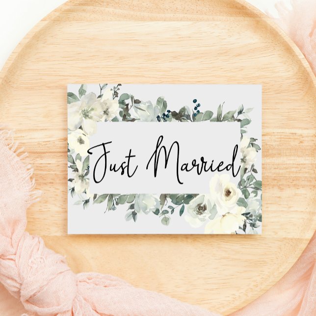 Roses blanches d'ivoire Mariage Floral Marié (Créateur téléchargé)