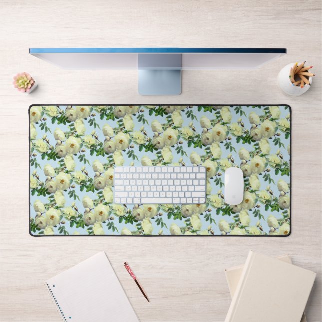 Roses blanches romantiques (Bureau 1)
