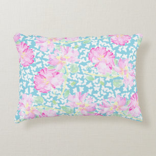 Roses roses, Papillons blancs Coussin à Accent Ble