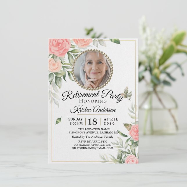 Rosy Flowers Chic Retraite Party Invitation (Debout devant)