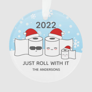 Roulement amusant avec la famille de papier de toi